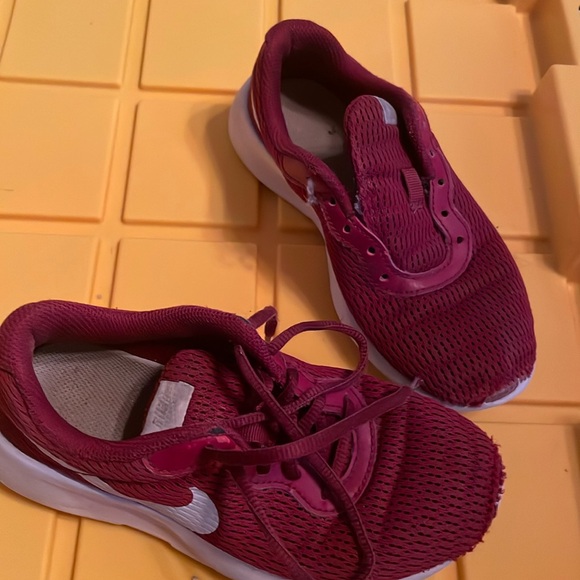 Nike Other - Kid Nike sneakers